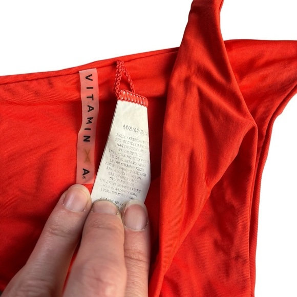 VITAMIN A Lou Bikini Top and Carmen Bikini Bottom Set in Papavero - Picture 9 of 10